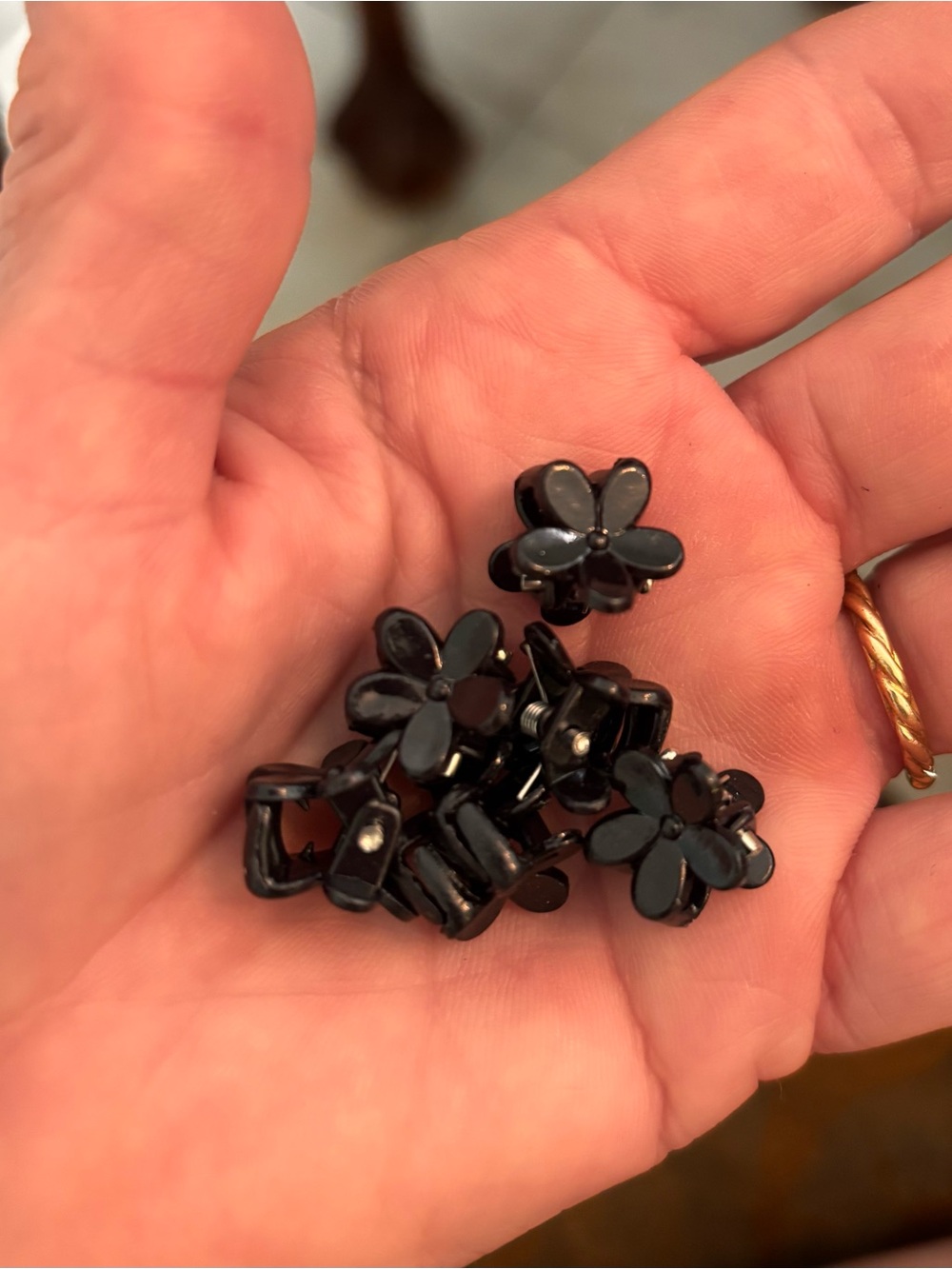 Black Flower Hair Claw Clips - Set of 6 Mini Floral Clips 1/2 “ each